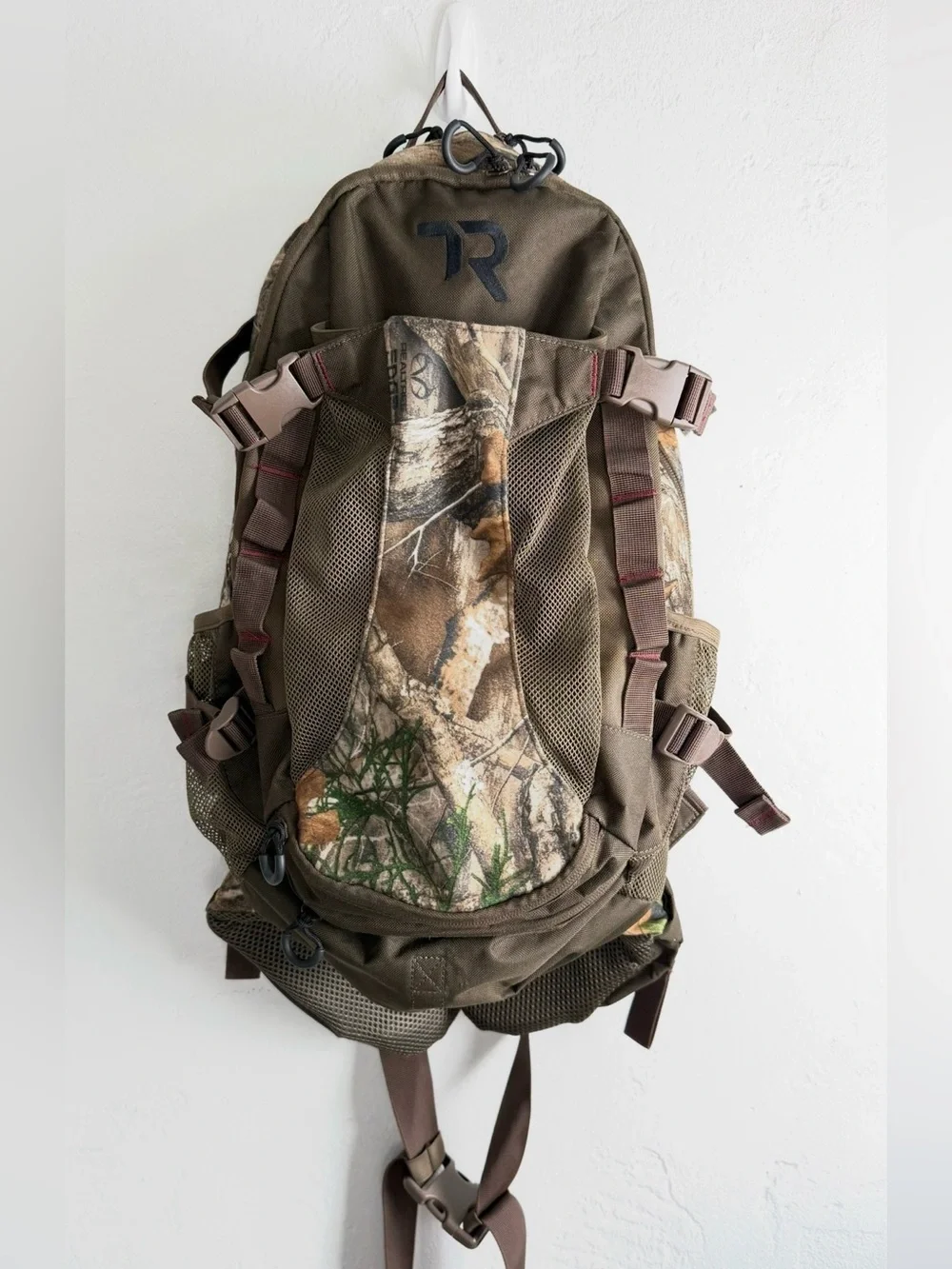 Timber Ridge Elite Hunting Backpack - Realtree Edge Camo